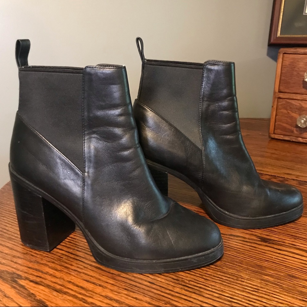 Steve Madden Heeled Chelsea boots